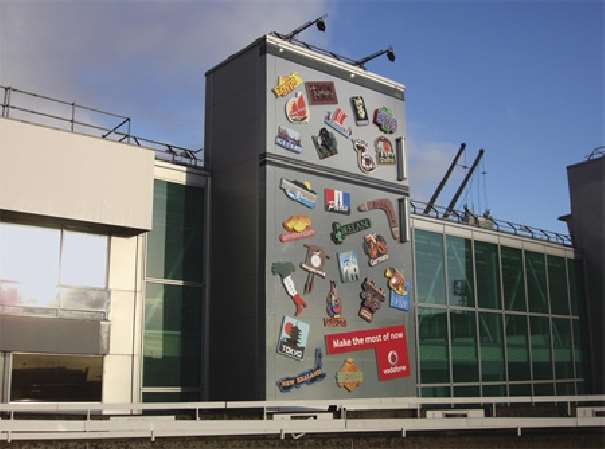 Shangrala's Building Advertising Art