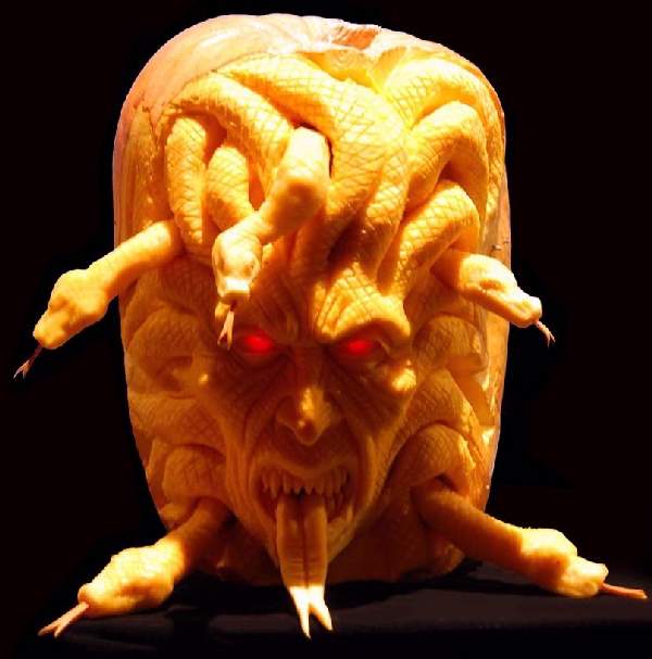 Shangrala's Extreme Pumpkin Art