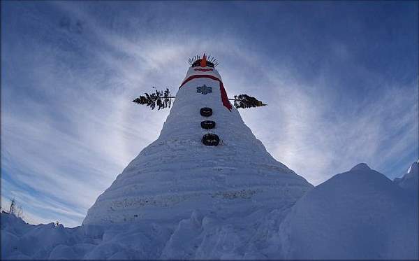 Shangrala's World's Tallest SnowWoman