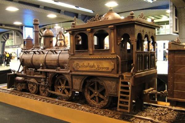 Shangrala's Chocolate Train
