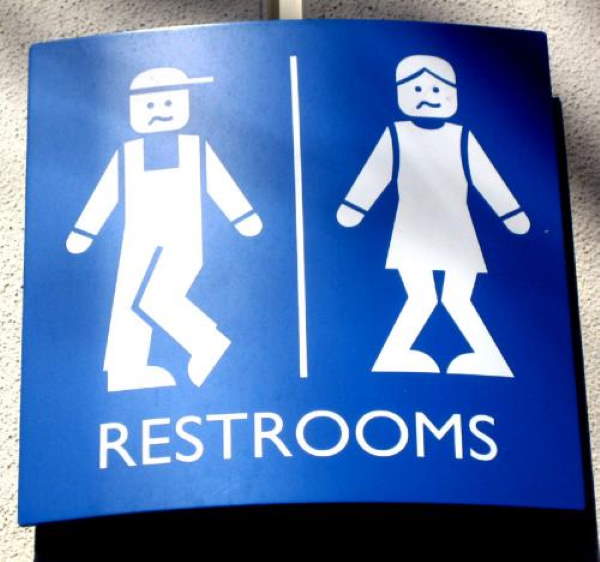 Shangrala's Creative Bathroom Signs