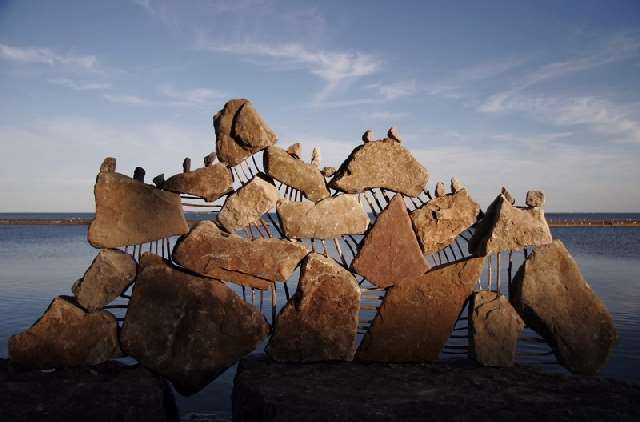 Shangrala's Rock Balancing Art