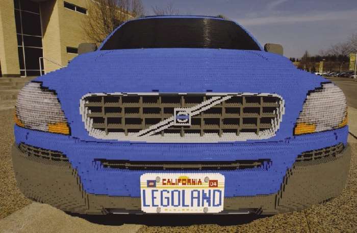 Shangrala's Volvo Lego Car