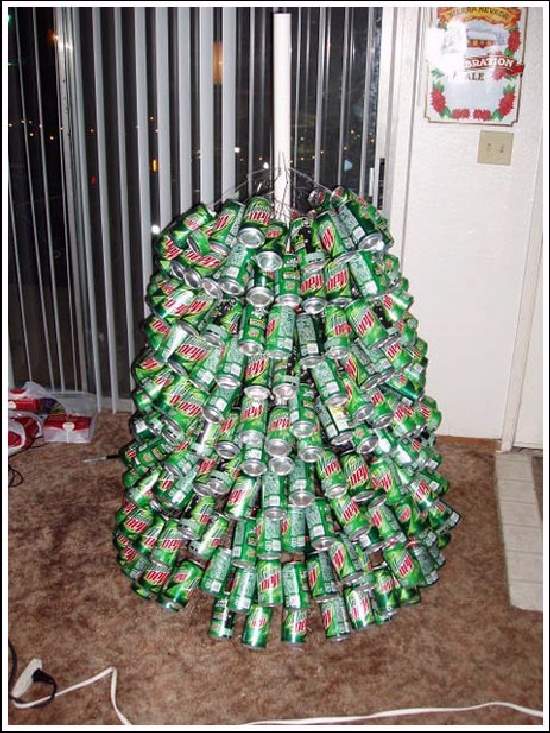 Shangrala's Redneck Christmas Tree!