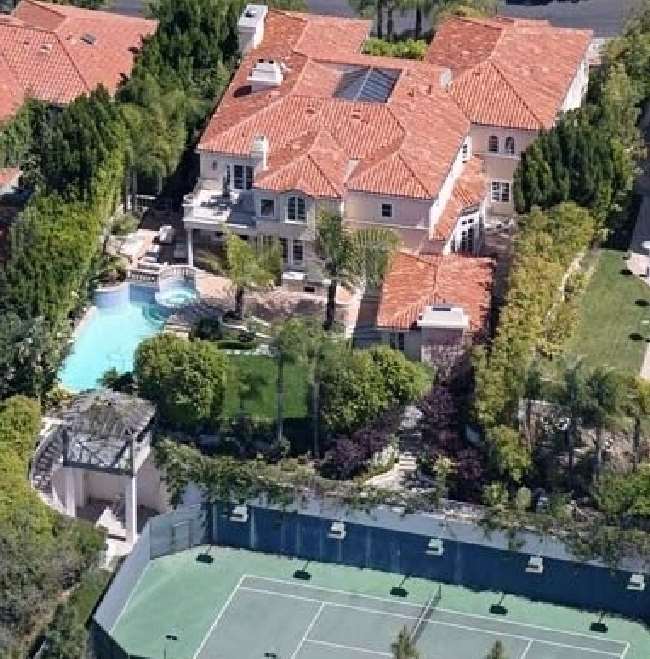 will smith house. Will Smith and Jada Pinkett