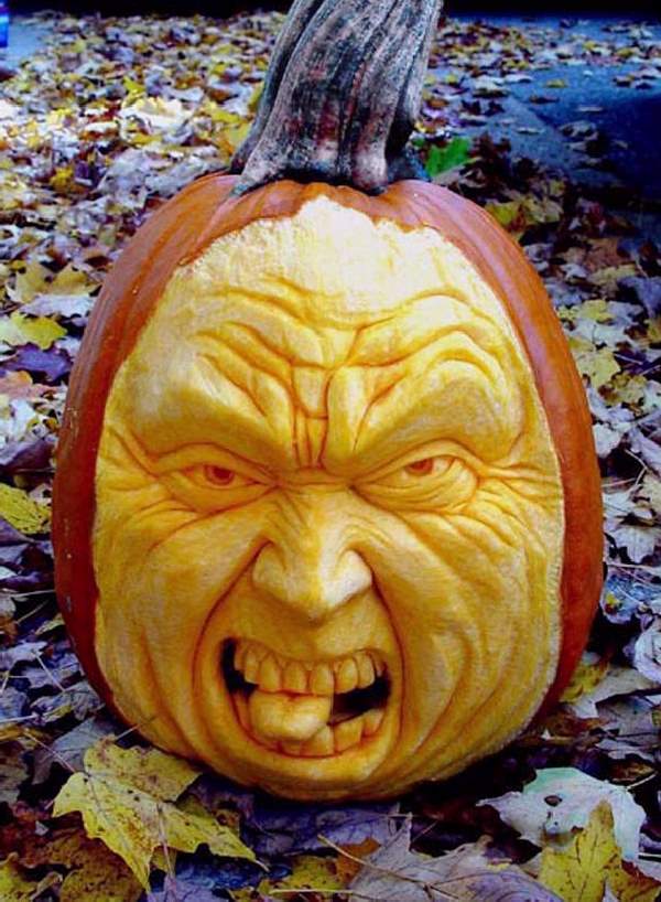 Shangrala's Extreme Pumpkin Art