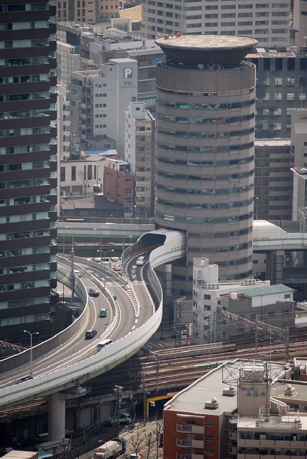 Shangrala's World's                                                           Unusual                                                           Tunnels