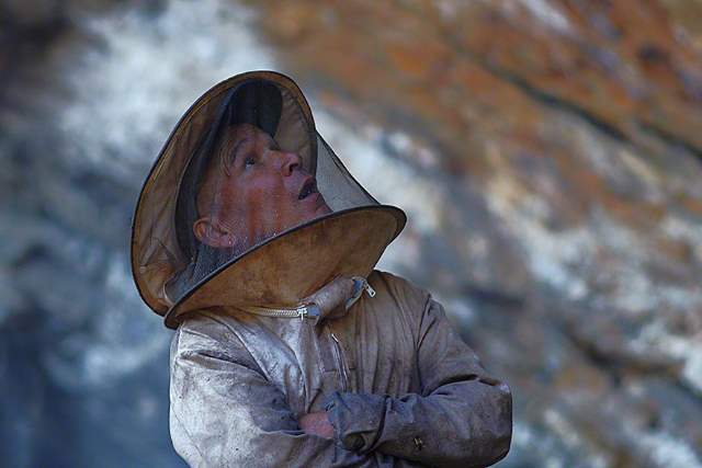 Shangrala's Honey Hunters Of Nepal