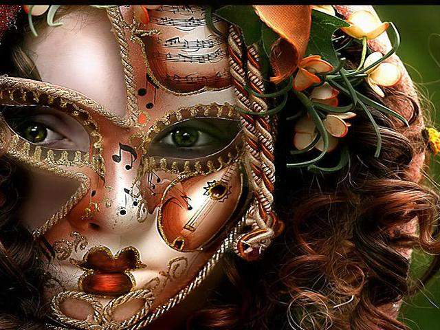 Shangrala's The Look