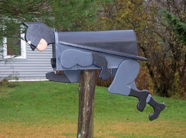 Humor With Mailboxes 2
