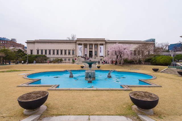 Shangrala's Museum Tours Online