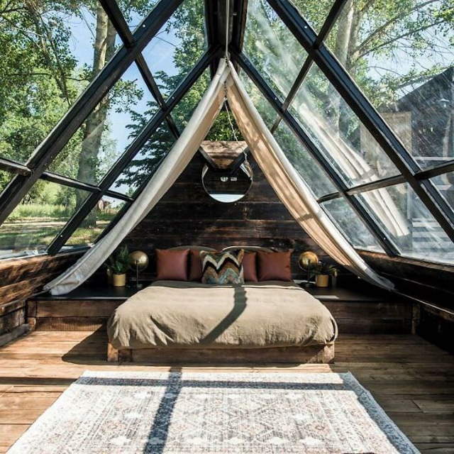 Shangrala's Cabins With Rustic Charm