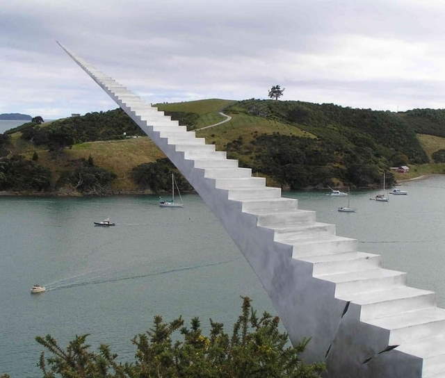 Artistic Sculptures
